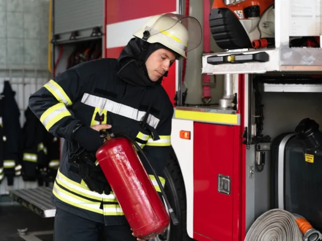 An END-TO-END Guide on Portable CO2 Fire Extinguisher